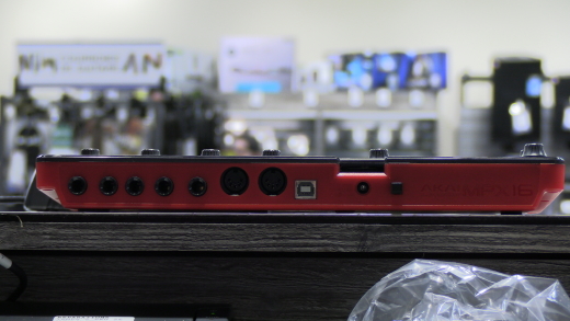 Gear Hunter | Akai - MPX16